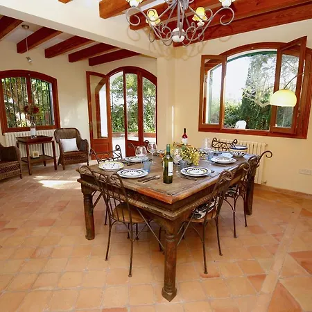 Villa En *